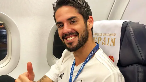 Isco Alarcón durante un viaje del Mundial de Rusia 2018
