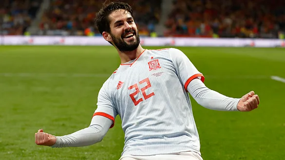 Isco celebra uno de sus goles ante Argentina