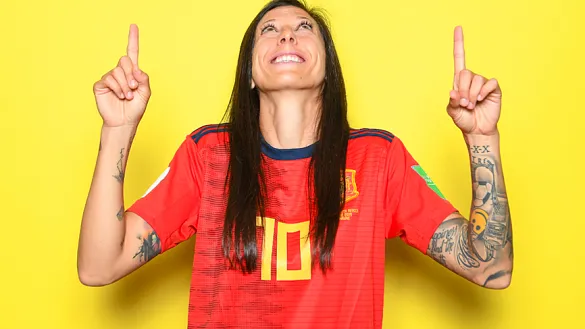 Jennifer Hermoso se fotografía antes del Mundial de Francia
