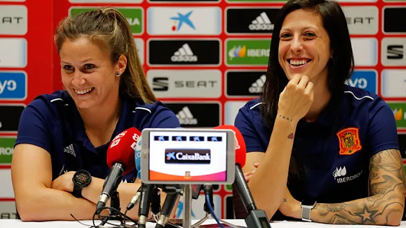 Sandra Paños y Jennifer Hermoso durante su rueda de prensa en Reims