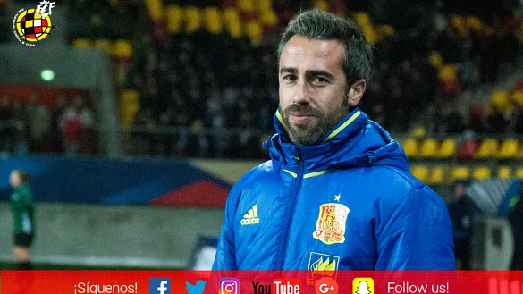 Jorge Vilda en los instantes previos al Francia - España