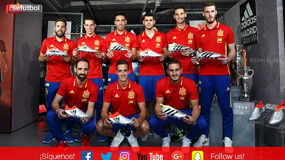 Varios internacionales han recibido de la mano de Adidas la botas que llevarán en la Eurocopa