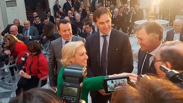 El seleccionador nacional, Julen Lopetegui, ha participado en un coloquio de Foro Nueva Murcia