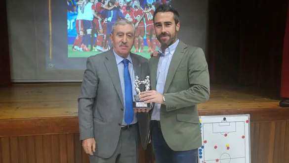 Jorge Vilda : "Estas jornadas son muy buenas para que en toda España se conozca como trabaja las Selecciones femeninas"