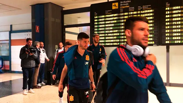 Los jugadores de la Selección española llegan a Valencia