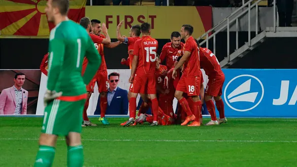 La selección Sub-21 de Macedonia celebra un tanto