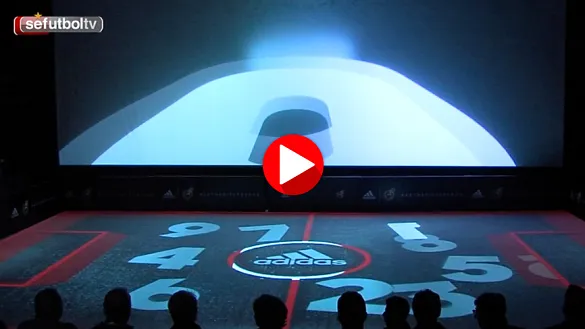 Así fue la presentación de la camiseta de España 