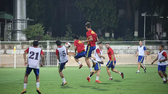 VÍDEO | ¡España realiza la última sesión antes de jugar frente a Mali!