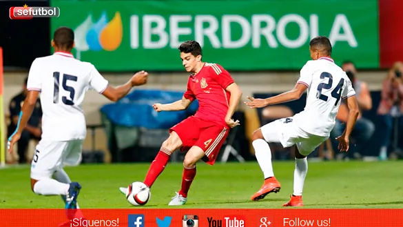 Marc Bartra en una acción de juego