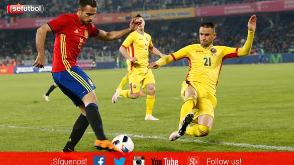 Mario Gaspar durante el partido ante Rumanía