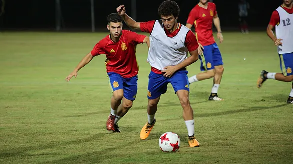 GALERÍA | Aquí tienes las mejores imágenes del primer entrenamiento de la Selección