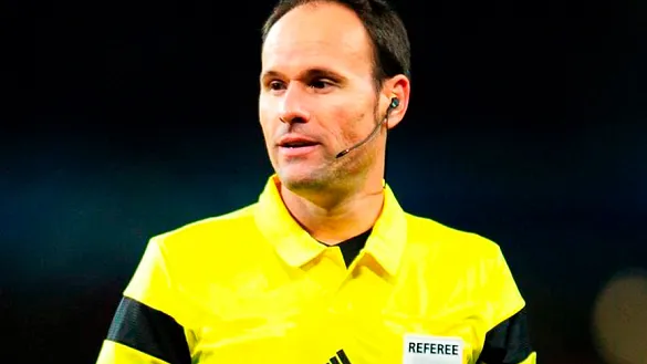 El árbitro Mateu Lahoz y los asistentes Pau Cebrián y Roberto Díaz estarán en el Mundial
