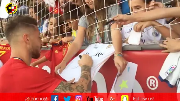 Así han vivido varios niños el entrenamiento de la Selección Española en las Rozas