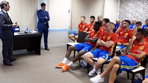 ​La Selección Sub-21 recibe una charla informativa sobre prevención de amaño de partidos
