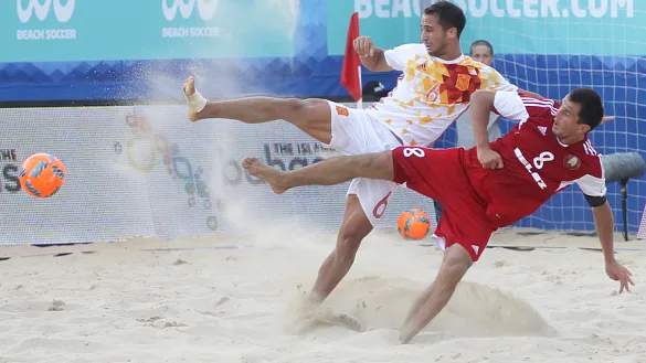 España se coloca al frente junto a Italia de su grupo en la División A