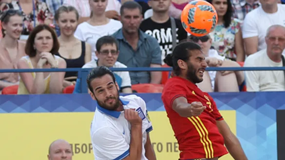 España se coloca al frente de su grupo en la División A