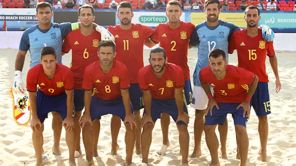 El equipo del debut