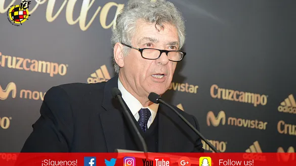 Ángel María Villar durante su alocución durante el Cóctel de Navidad 2016