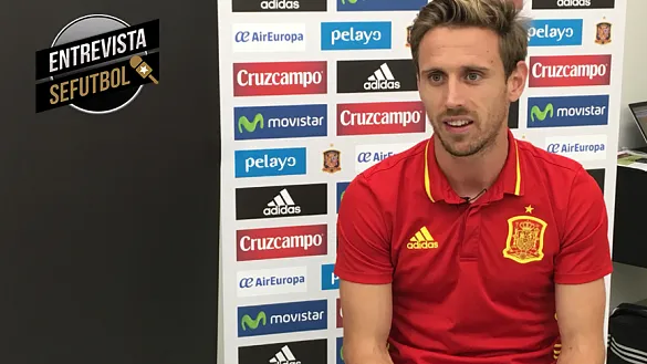 Nacho Monreal durante la entrevista concedida a SEFUTBOL en Albania