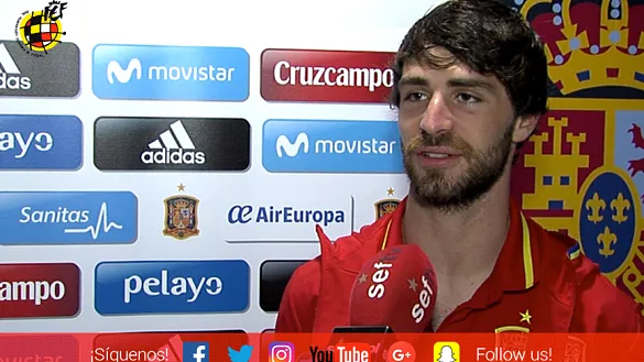 Yeray Álvarez, jugador de la Selección Española Sub-21, durante la entrevista concedida a SEFUTBOL