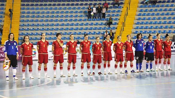 La Selección Española de Fútbol Sala escucha el himno nacional antes de su encuentro frente a Rusia en Guatemala