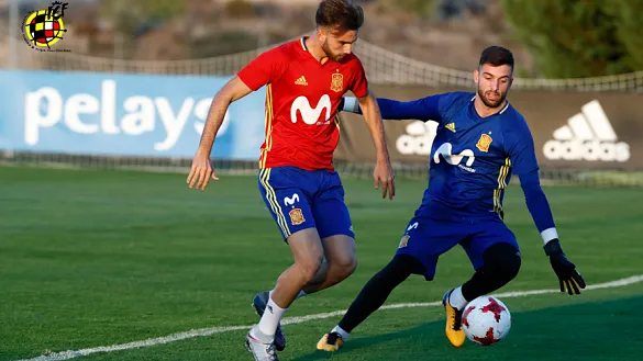Borja Mayoral durante el entrenamiento de la Selección Sub-21