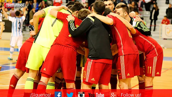 La Selección Española de Fútbol Sala se juramenta antes de un partido