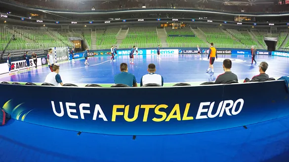 La selección española de fútbol sala entrena la víspera de su partido frente a Azerbaiyán