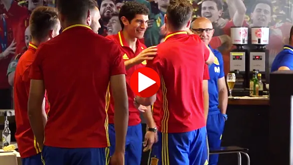 Los jugadores de la Selección Sub-21 a su llegada al Hotel SEFUTBOL