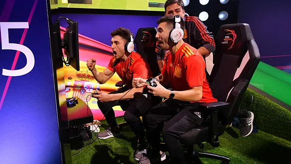 Momento de un partido de la Selección española de eFootball 