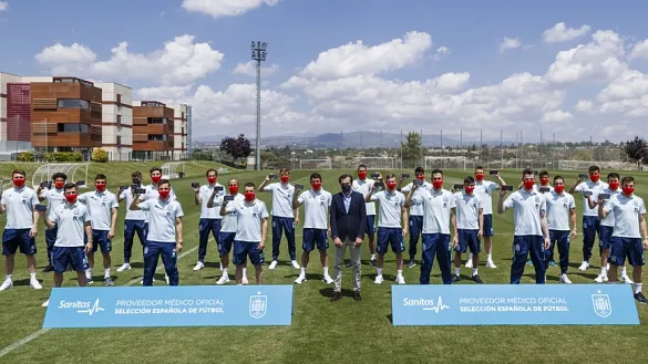 Sanitas, que es colaborador del conjunto nacional desde 2014, pone al servicio de los jugadores de Luis Enrique los principales avances médicos y las instalaciones más innovadoras con el fin de garantizar sus mejores condiciones físicas ante el reto de la EURO2020.