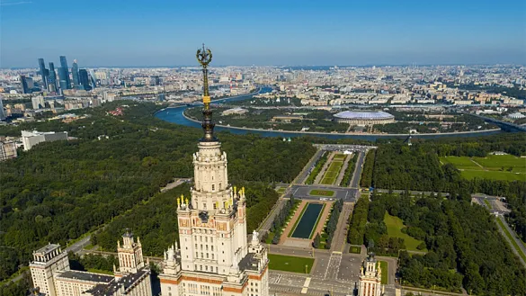 GALERÍA | La capital del próximo país mundialista se abre a los aficionados