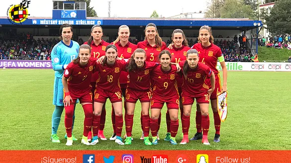 CRÓNICA | España se reengancha al Europeo goleando (0-4) a las anfitrionas