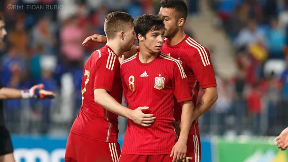 Jugadores españoles celebrando un gol