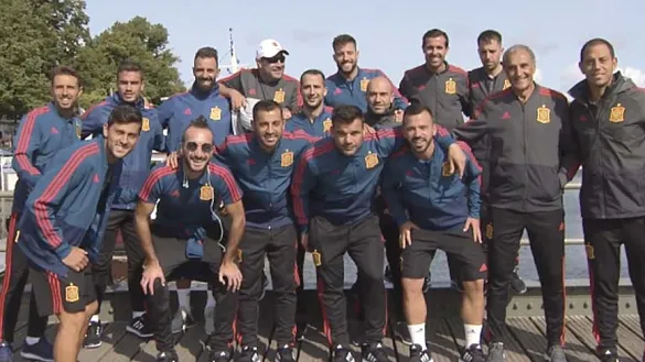 VIDEO | Los internacionales pasean antes de jugar contra Francia