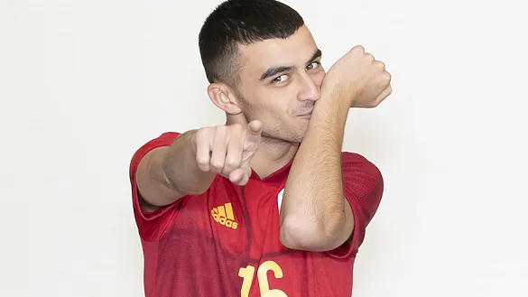 Pedri: "Recibir el premio al mejor jugador joven de la Eurocopa es un orgullo para mi" 