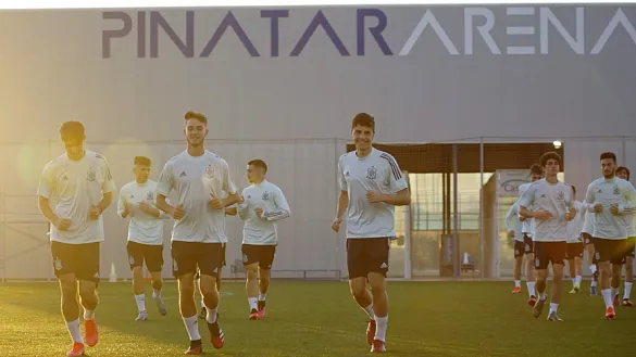 La Sub-18 y la Sub-19 se entrenan en Murcia 