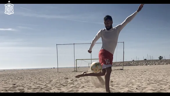 Nuestros internacionales vuelven a entrenar en la arena