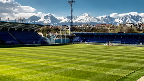 Vista del estadio de fútbol de Poprad (Eslovaquia)