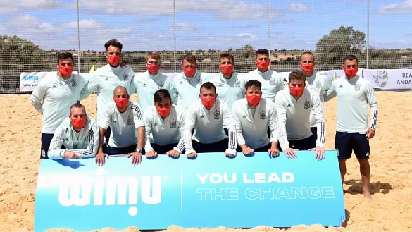 Selección española posando con WIMU