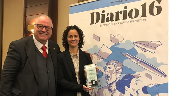 Cláudia Pons y Gonzálo Azkárate