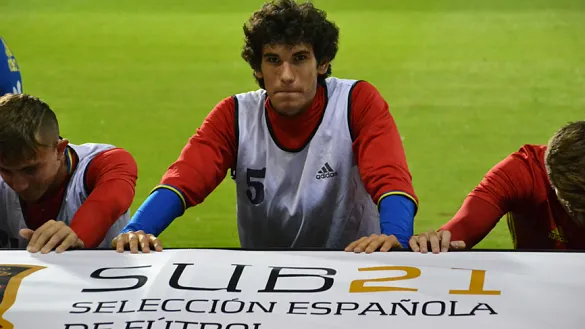 Jesús Vallejo durante el entrenamiento de la Selección Sub-21 en Cartagena