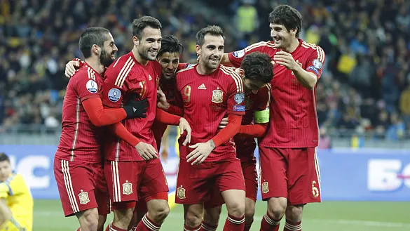 Jugadores celebrando el gol de Mario Gaspar