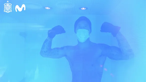 Sergio Ramos se somete a la crioterapia