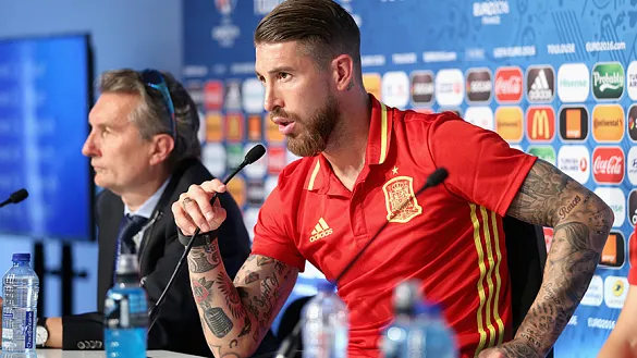 Sergio Ramos compareció ante los medios en la rueda de prensa oficial de UEFA