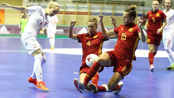 Momento del partido entre España y Polonia del Preeuropeo femenino de fútbol sala