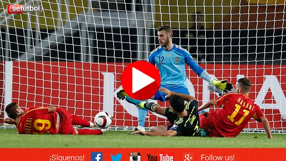 Momento del partido entre Macedonia y España jugado en Skopie