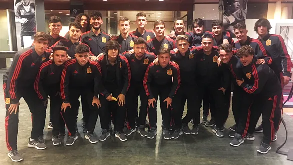 La Selección española Sub-17 posa en la Ciudad del Fútbol
