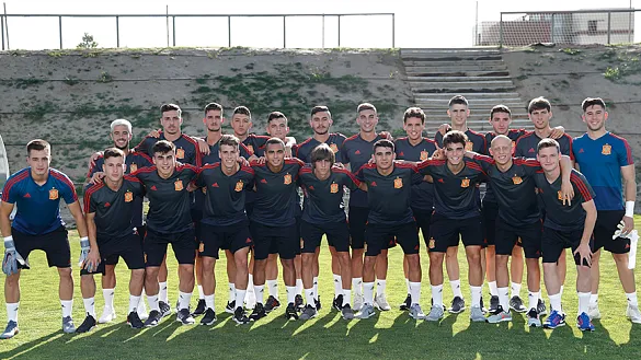 La Selección Sub-19 se ejercita en la Ciudad del Fútbol