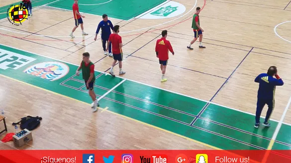 La Selección Española Sub-19 de Fútbol Sala se ejercita en La Nucía (Alicante)